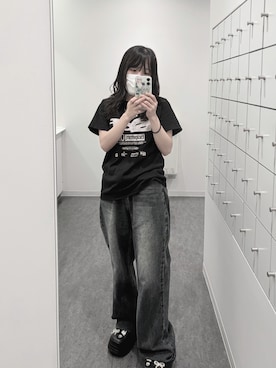 「ESCAPEFROM（エスケープフロム）のレース ESCFロゴコラージュアプリケスタンダードフィット半袖Tシャツ [2色]（Tシャツ/カットソー、ブラック系）」を使った、Uさん（レディース・146cm）の夏コーディネート