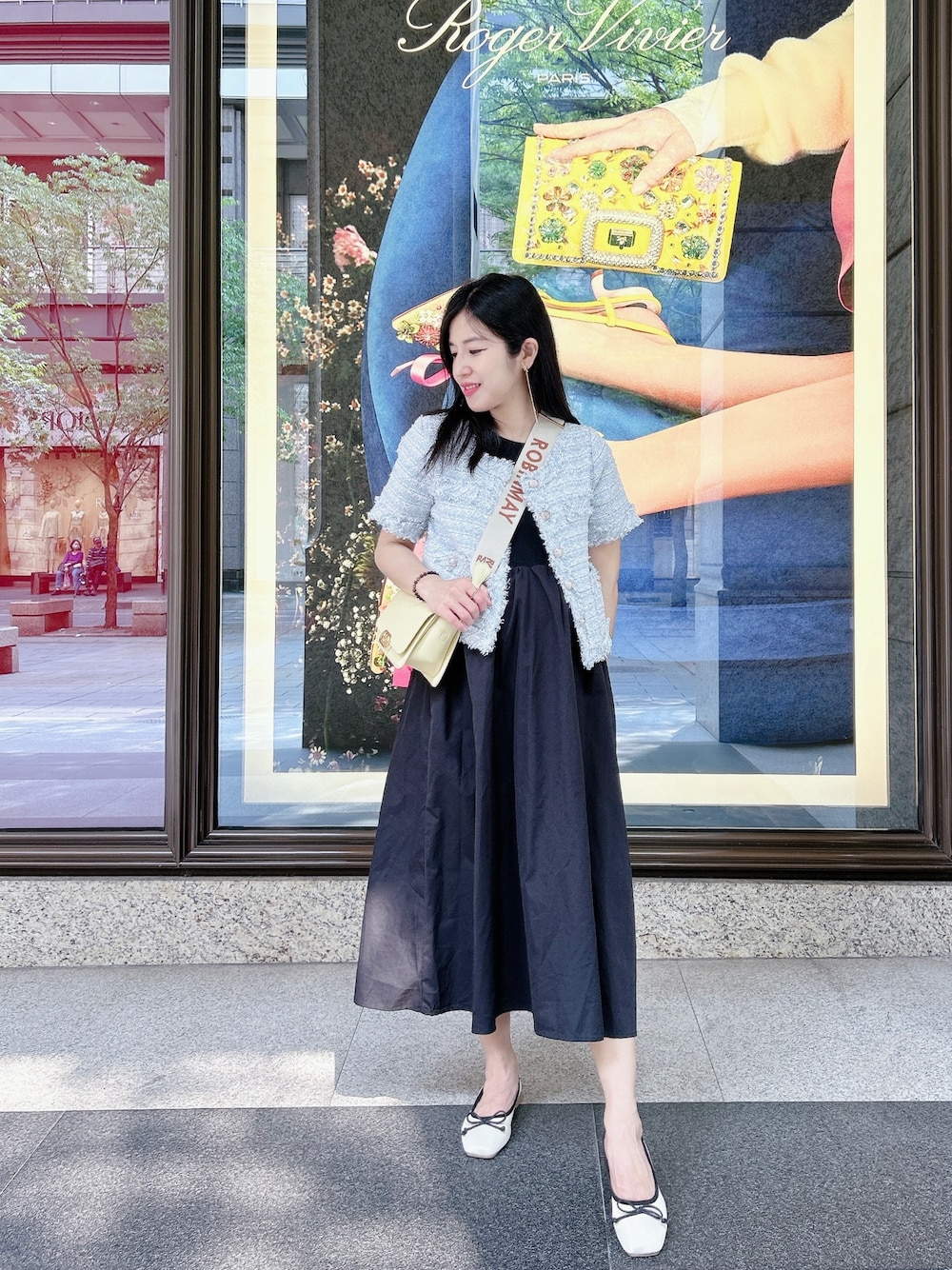 「ZARA、fashion、FOREVER 21、spring、gracegift、robinmay、WEARBOOKエントリー、Taiwan、TAIPEI、VOGUE」｜「ZARAのアイテム（ノーカラージャケット、ブルー系）」を使った、Cathy/千千さん（レディース・157cm）の春コーディネートの1枚目の写真