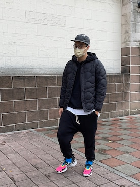 「WHITE MOUNTAINEERING（ホワイトマウンテニアリング）のアイテム（ダウンジャケット/コート）」を使った、AshWangさん（メンズ・176cm）の冬コーディネート