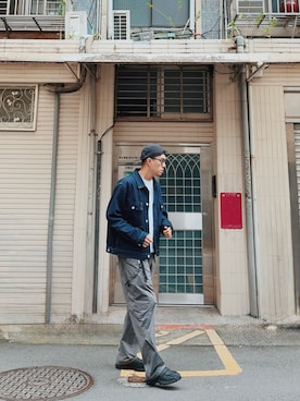 「アイテム（デニムジャケット）」を使った、AshWangさん（メンズ・176cm）の秋コーディネート