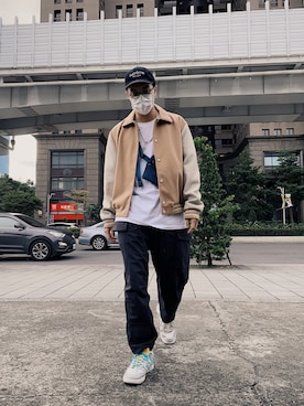 「off white」｜「アイテム（ジャケット/アウター）」を使った、AshWangさん（メンズ・176cm）の秋コーディネート