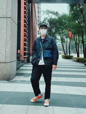 「WHITE MOUNTAINEERING（ホワイトマウンテニアリング）のアイテム（ダウンジャケット/コート）」を使った、AshWangさん（メンズ・176cm）の冬コーディネート