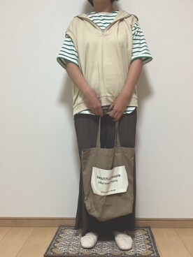 「AMERICAN HOLIC（アメリカンホリック）のアイテム（ベスト、ホワイト系）」を使った、Runさん（レディース・159cm）の秋コーディネート