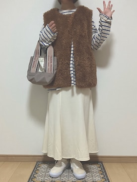 「VANS（バンズ）の【 VANS / ヴァンズ 】 OLD SKOOL オールドスクール（スニーカー、ホワイト系）」を使った、Runさん（レディース・159cm）の秋コーディネート