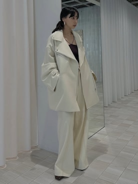 「アイテム（ピーコート）」を使った、黒石奈央子さん（レディース・153cm）の秋コーディネート