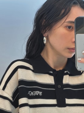 「アイテム（ポロシャツ）」を使った、黒石奈央子さん（レディース・153cm）の秋コーディネート