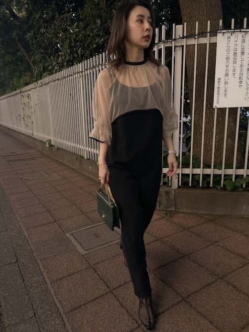 黒石奈央子さんのコーディネート
