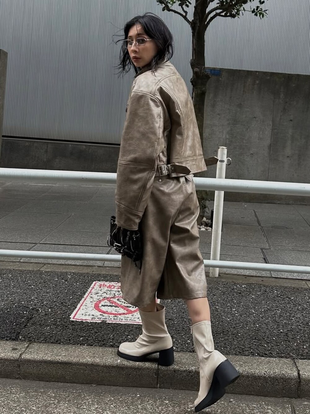 Ameri（アメリ）の「UND CRUSHED BERMUDA PANTS（その他パンツ）」 - WEAR