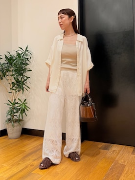 「URBAN RESEARCH ROSSO（アーバンリサーチロッソ）のパネルレースストレートイージーパンツ（その他パンツ、ホワイト系）」を使った、ayaka kawaharadaさん（レディース・164cm）の夏コーディネート