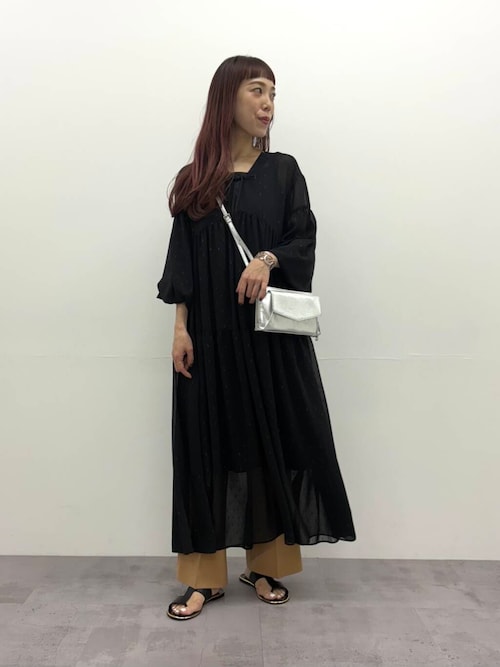 値下げROSSO アーバンリサーチ　ティアードワンピース　黒　新品 セール】カットジャガードティアードワンピース（ワンピース