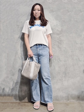 「THE SHOP TK （ザ ショップ ティーケー ）の【ひんやりさらさら】ロゴアソートクルーネックTシャツ（Tシャツ/カットソー、ホワイト系）」を使った、ひさえさん（レディース・169cm）の夏コーディネート