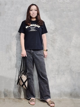 「THE SHOP TK （ザ ショップ ティーケー ）の【ひんやり／吸水速乾／UV】ロゴアソートクルーネックTシャツ（Tシャツ/カットソー、ブラック系）」を使った、ひさえさん（レディース・169cm）の春コーディネート