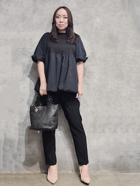 「THE SHOP TK （ザ ショップ ティーケー ）のバルーンスリーブペプラムチュニック【洗える】（Tシャツ/カットソー、ブラック系）」を使った、ひさえさん（レディース・169cm）の夏コーディネート