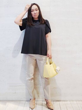 「アイテム（チャーム）」を使った、ひさえさん（レディース・169cm）の春コーディネート