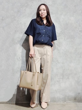 「THE SHOP TK （ザ ショップ ティーケー ）の【M-XL/さりげなく二の腕カバー】5分袖Wポケットシャツ（シャツ/ブラウス、ブルー系）」を使った、ひさえさん（レディース・169cm）の夏コーディネート