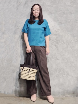 「THE SHOP TK （ザ ショップ ティーケー ）の【M-XL/二の腕カバー】さらり麻調メッシュ5分袖ブラウス（シャツ/ブラウス、ブルー系）」を使った、ひさえさん（レディース・169cm）の夏コーディネート