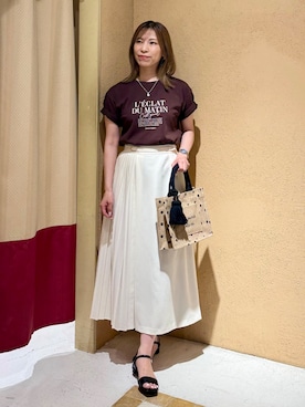 「grove（グローブ）の【UVカット/接触冷感】プリントアソート5分袖Tシャツ（Tシャツ/カットソー、ブラウン系）」を使った、さち。さん（レディース・166cm）の春コーディネート