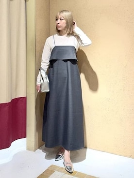 「grove（グローブ）のシアーカットベロアロンT（Tシャツ/カットソー、ホワイト系）」を使った、さち。さん（レディース・166cm）の秋コーディネート