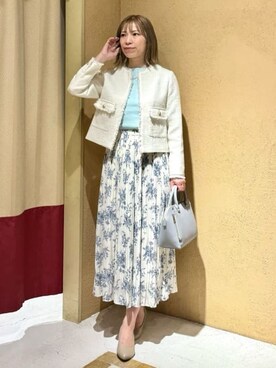 「grove（グローブ）の【ハレの日・通勤】着回しできる上品ツイードジャケット（ノーカラージャケット、ホワイト系）」を使った、さち。さん（レディース・166cm）の冬コーディネート