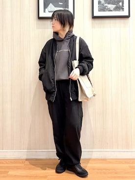 「SHOO・LA・RUE（シューラルー）の【S-LL】大人も取り入れやすい BIGシルエット MA－1ブルゾン（ブルゾン、ブラック系）」を使った、ユ（yu）さん（レディース・161cm）の春コーディネート