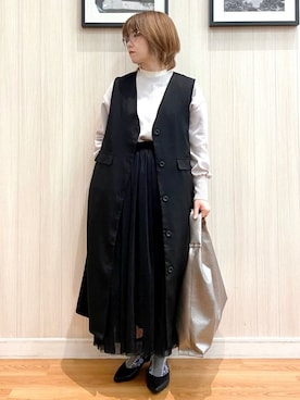 「DRESKIP（ドレスキップ）の【S-LL/2WAY】ジャンドレにもなるロングジレ（ベスト、ブラック系）」を使った、ユ（yu）さん（レディース・161cm）の冬コーディネート