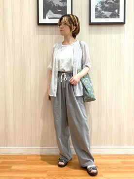 「SHOO・LA・RUE（シューラルー）の【S-LL/2点セット】着るだけでコーデが決まる 麻調5分袖ブラウス＋タンクトップ（シャツ/ブラウス、ホワイト系）」を使った、ユ（yu）さん（レディース・161cm）の夏コーディネート