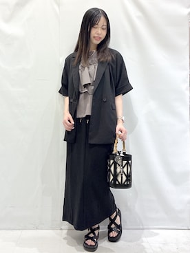 「OPAQUE.CLIP（オペークドットクリップ）のクロスベルトデザインサンダル（サンダル）」を使った、komaさん（レディース・162cm）の春コーディネート