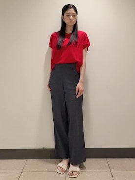 「UNTITLED（アンタイトル）の【洗える】タック入りフレンチスリーブプルオーバー（Tシャツ/カットソー、レッド系）」を使った、まこさん（レディース・158cm）の夏コーディネート