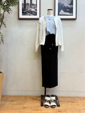 「SHOO・LA・RUE（シューラルー）の片手ではけるサンダル　シューダル26SS（サンダル、ホワイト系）」を使った、maiさん（レディース・158cm）の春コーディネート