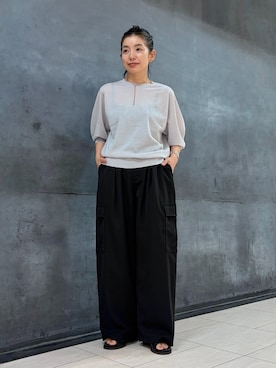 「ZUCCa（ズッカ）のアイテム（ニット/セーター、グレー系）」を使った、ZUCCa OFFICIALさん（レディース・166cm）の夏コーディネート