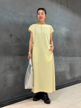 「ZUCCa（ズッカ）のアイテム（ワンピース、イエロー系）」を使った、ZUCCa OFFICIALさん（レディース・154cm）の春コーディネート