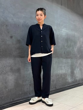 「ZUCCa（ズッカ）のTOUSJOURS / シャツ（シャツ/ブラウス、ブルー系）」を使った、ZUCCa OFFICIALさん（レディース・166cm）の夏コーディネート