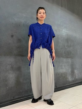 「ZUCCa（ズッカ）のアイテム（シャツ/ブラウス、ブルー系）」を使った、ZUCCa OFFICIALさん（レディース・166cm）の夏コーディネート