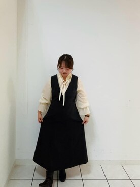 「UNTITLED（アンタイトル）の【キャンディスリーブ/エレガント】フリルギャザーネックブラウス（シャツ/ブラウス、ホワイト系）」を使った、02000456さん（レディース）の秋コーディネート