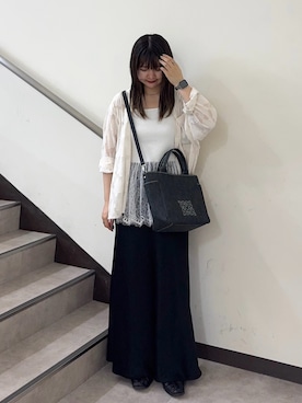 「russet（ラシット）の【刺繍モノグラム】デニム2WAYトートバッグ（トートバッグ、ブラック系）」を使った、Nozomiさん（レディース・161cm）の夏コーディネート