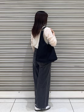 「russet（ラシット）のメッシュホーボーバッグ（ショルダーバッグ、ブラック系）」を使った、Nozomiさん（レディース・161cm）の夏コーディネート