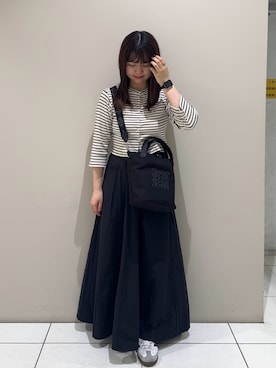 「russet（ラシット）の2WAYタウントートバッグ <ナイロン>（トートバッグ、ブラック系）」を使った、Nozomiさん（レディース・161cm）の春コーディネート