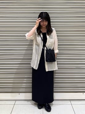 「russet（ラシット）のクラウズナイロンミニショルダーバッグ（ショルダーバッグ、ブラック系）」を使った、Nozomiさん（レディース・161cm）の夏コーディネート