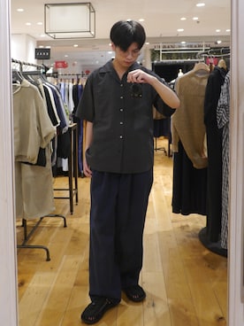 「URBAN RESEARCH DOORS（アーバンリサーチドアーズ）のKEEN　UNEEK（サンダル、ブラック系）」を使った、かずきさん（メンズ・175cm）の夏コーディネート