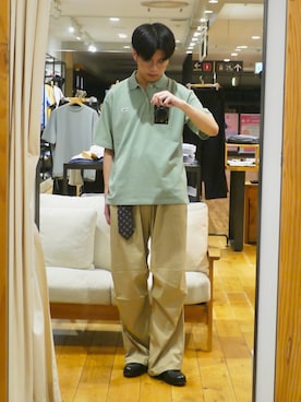 「URBAN RESEARCH DOORS（アーバンリサーチドアーズ）のLIFE STYLE TAILOR　マルチスペックコインローファー（シューズ小物/雑貨、ブラック系）」を使った、かずきさん（メンズ・175cm）の夏コーディネート