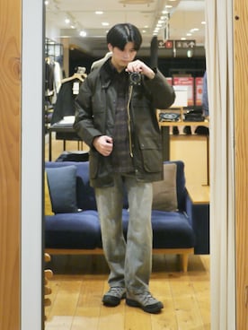 「Barbour（バブアー）のアイテム」を使った、かずきさん（メンズ・175cm）の秋コーディネート