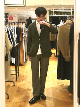 「URBAN RESEARCH DOORS（アーバンリサーチドアーズ）のLIFE STYLE TAILOR　マルチスペックプレーントゥ（シューズ小物/雑貨、ブラック系）」を使った、かずきさん（メンズ・175cm）の夏コーディネート