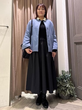 「grove（グローブ）の【ウール混】軽やかに羽織れるショートコート（ノーカラーコート、ブルー系）」を使った、yuukaさん（レディース）の秋コーディネート