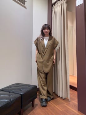 「アイテム（ダウンベスト、ブラウン系）」を使った、yu_zkiさん（レディース・146cm）の春コーディネート