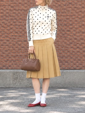 「私物のアイテム（ソックス/靴下、ホワイト系）」を使った、tani《骨格ナチュラル》さん（レディース・162cm）の秋コーディネート