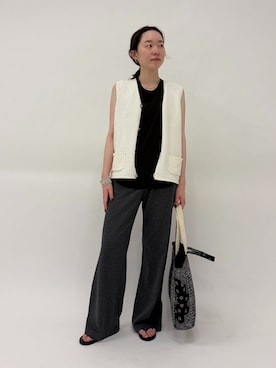 「FRAMeWORK（フレームワーク）のコンパクトインレーパンツ（スウェットパンツ、グレー系）」を使った、arisaさん（レディース・164cm）の夏コーディネート