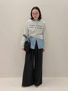 「FRAMeWORK（フレームワーク）の≪追加≫ダンガリーシャツ 5（シャツ/ブラウス、ブルー系）」を使った、arisaさん（レディース・164cm）の冬コーディネート