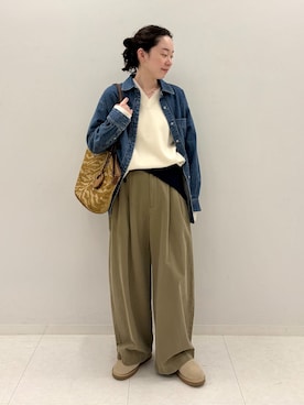「FRAMeWORK（フレームワーク）のアイテム（バッグ）」を使った、arisaさん（レディース・164cm）の秋コーディネート