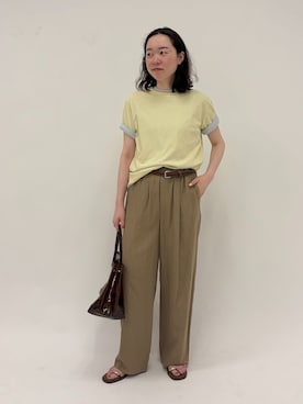 「FRAMeWORK（フレームワーク）のリネンレーヨンイージーパンツ（スラックス、ベージュ系）」を使った、arisaさん（レディース・164cm）の春コーディネート
