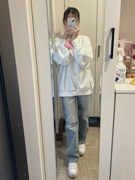 「by muni:r（バイ ムニール）のアイテム（デニムパンツ）」を使った、momo000003さん（レディース・162cm）の冬コーディネート